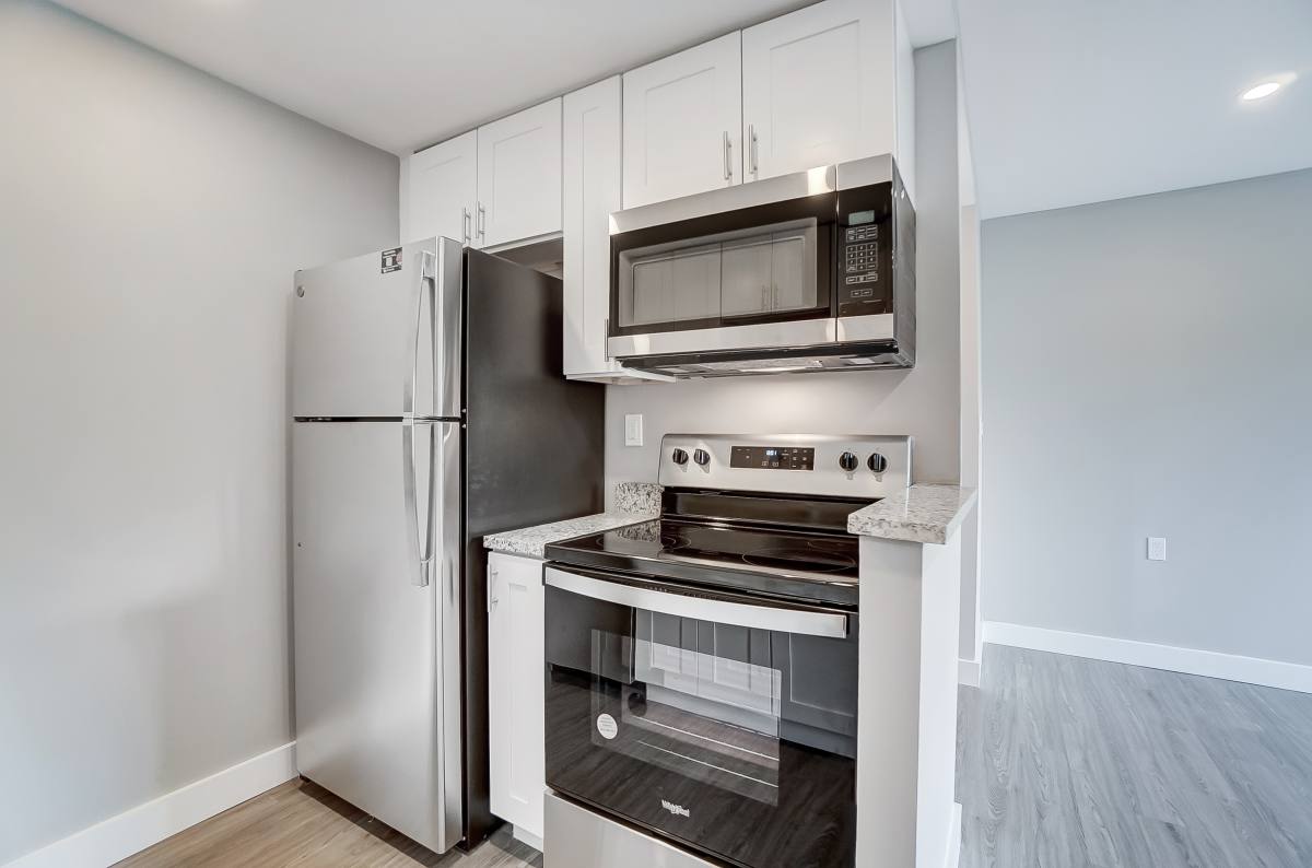Apartment for rent at High Pointe, 470 Lafayette Ave, Cincinnati, OH 45220