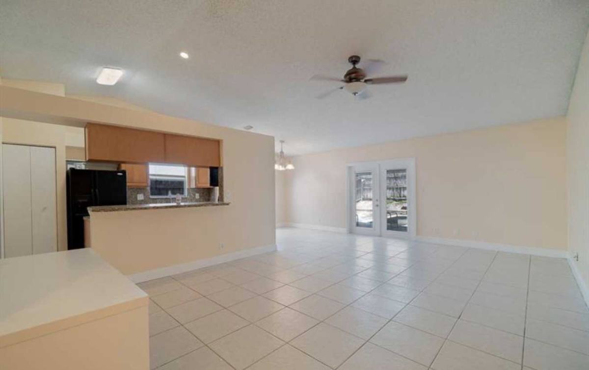 Apartment for rent at 14 Misty Meadow Dr, Boynton Beach, FL 33436