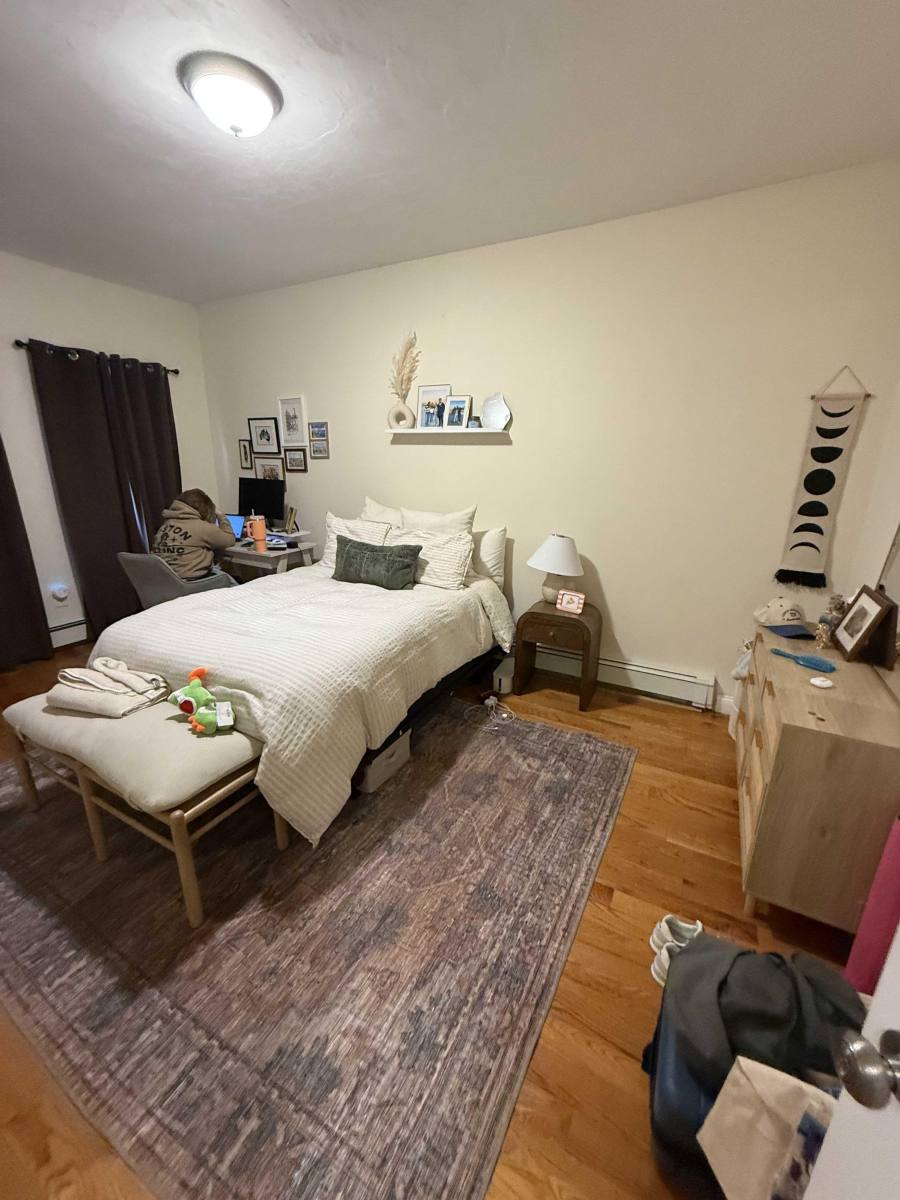 Apartment for rent at 58 Medford St, Somerville, MA 02143