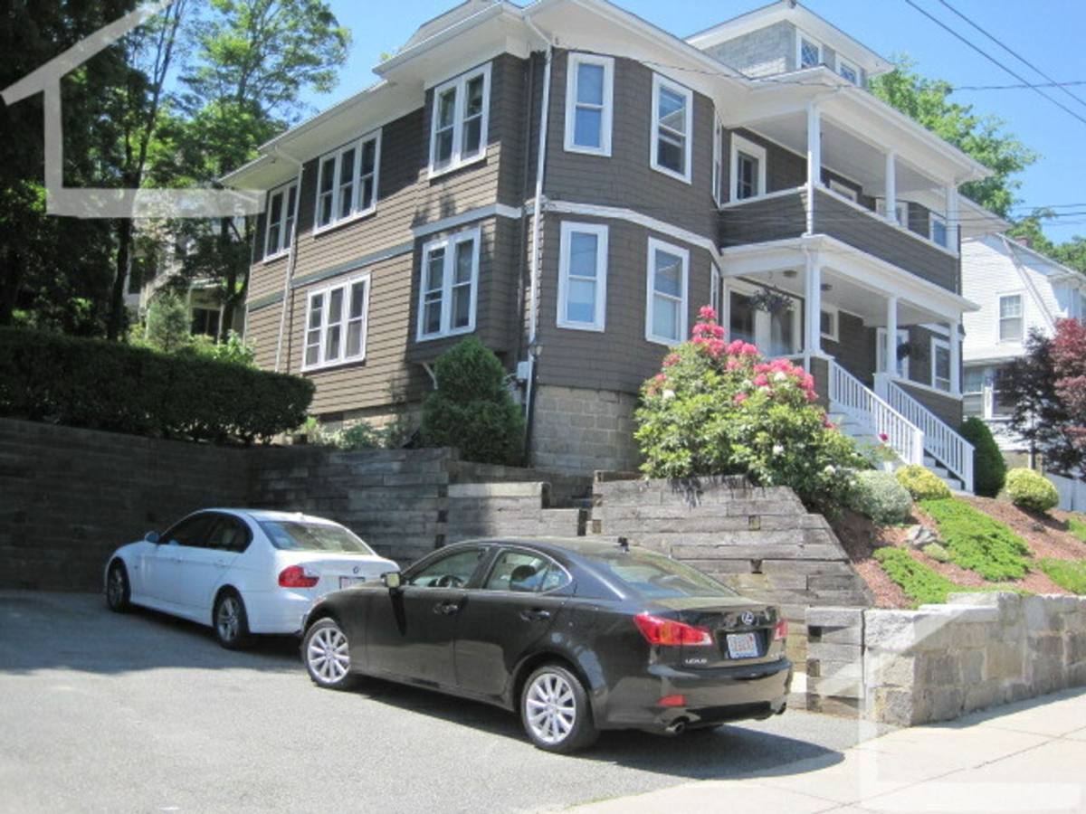House for rent at 161 Brayton Rd #1E, Brighton, MA 02135