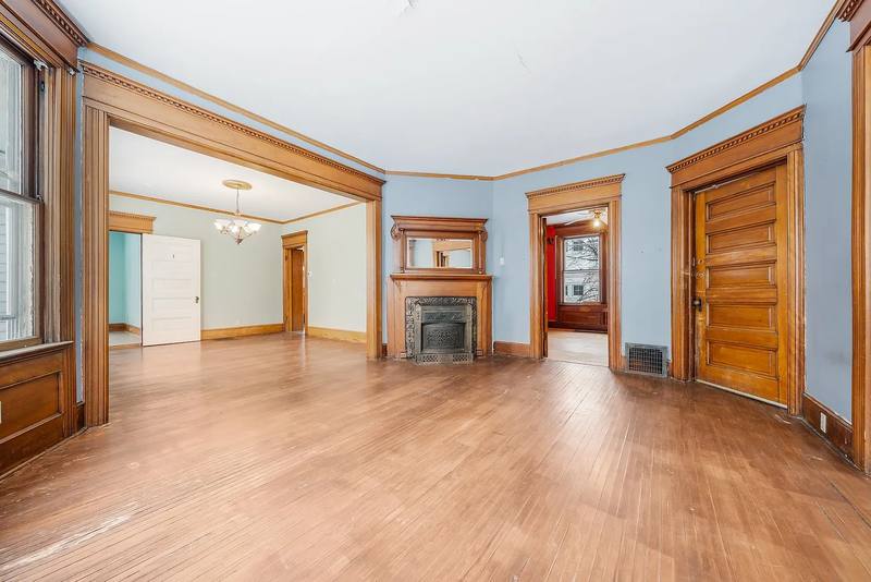 Apartment for rent at 541 Mount Vernon St, Oshkosh, WI 54901
