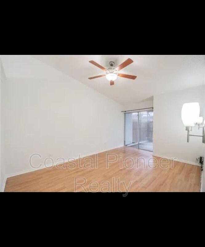 Townhouse for rent at 16101 Rambling Vine Dr E, Tampa, FL 33624