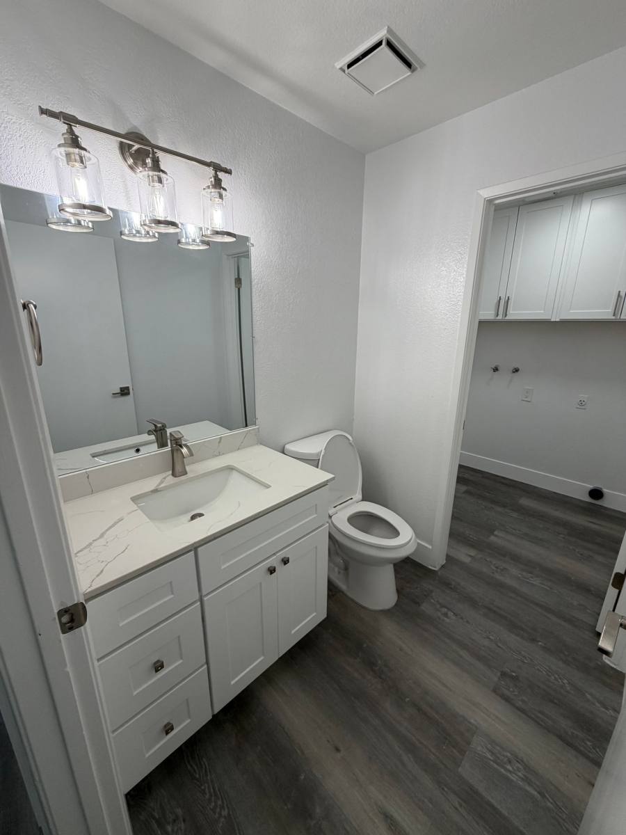 Apartment for rent at 1141 W Swain Rd, Stockton, CA 95207