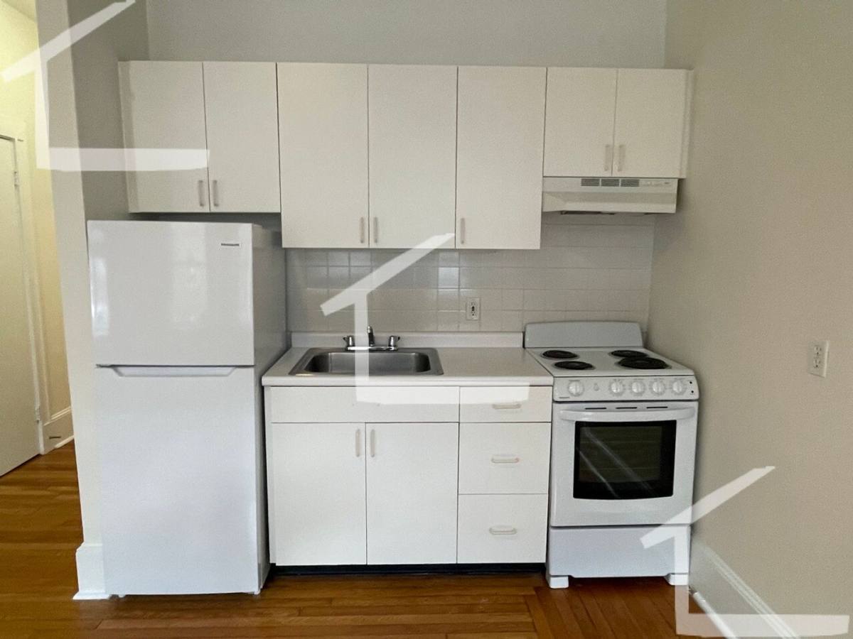 House for rent at 117 Fairbanks, Brookline, MA 02446