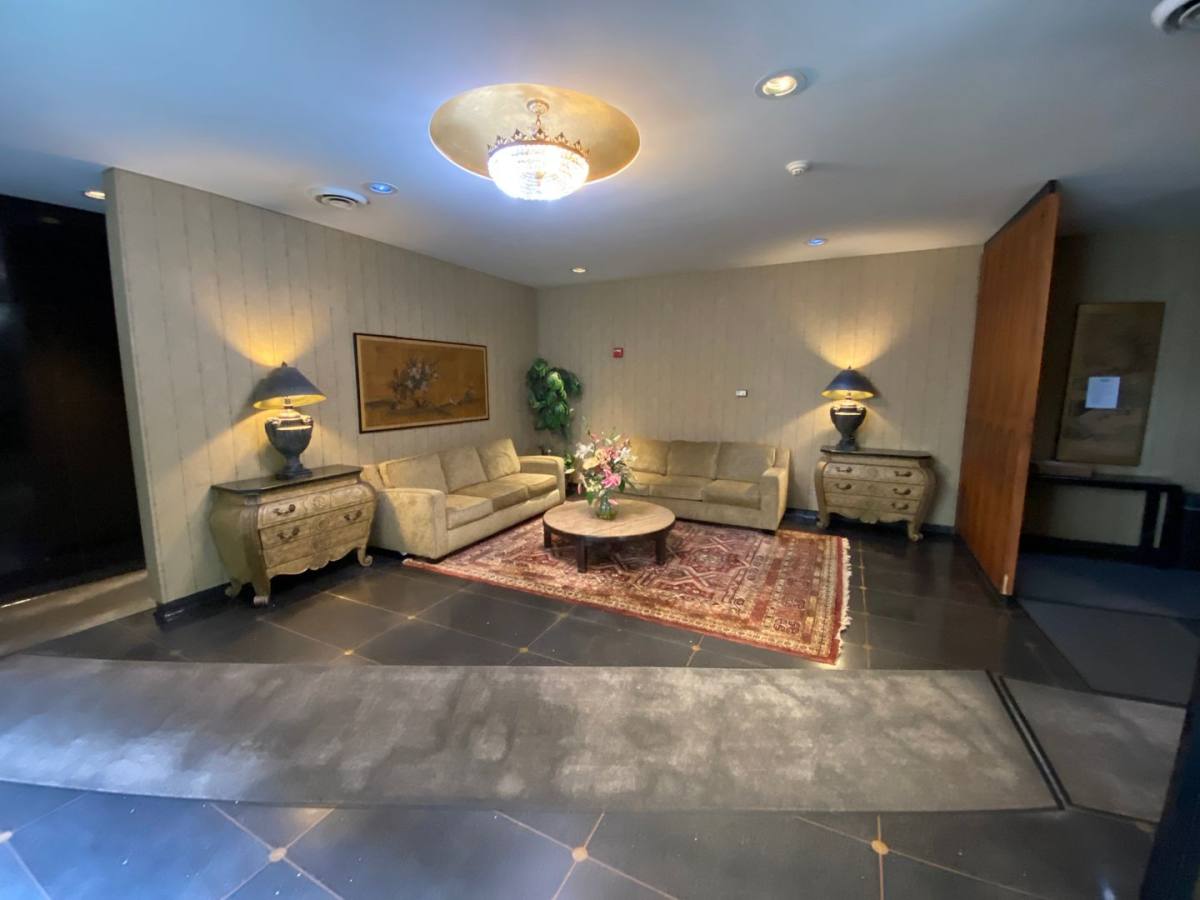 Apartment for rent at 1616 Hinman Ave, Evanston, IL 60201