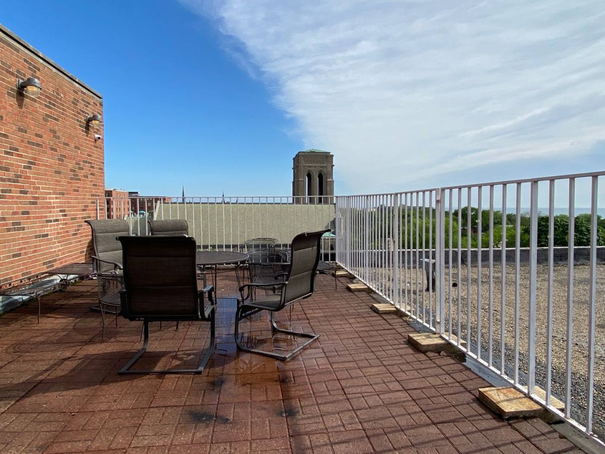 Apartment for rent at 1616 Hinman Ave, Evanston, IL 60201