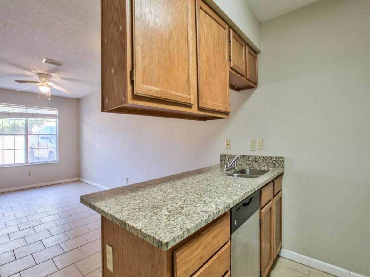 Apartment for rent at 807 Richmond St, Tallahassee, FL 32304