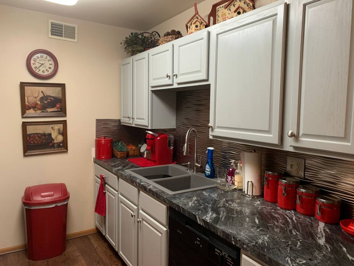 Apartment for rent at 1005 Valley View Lane, Loveland, OH 45140