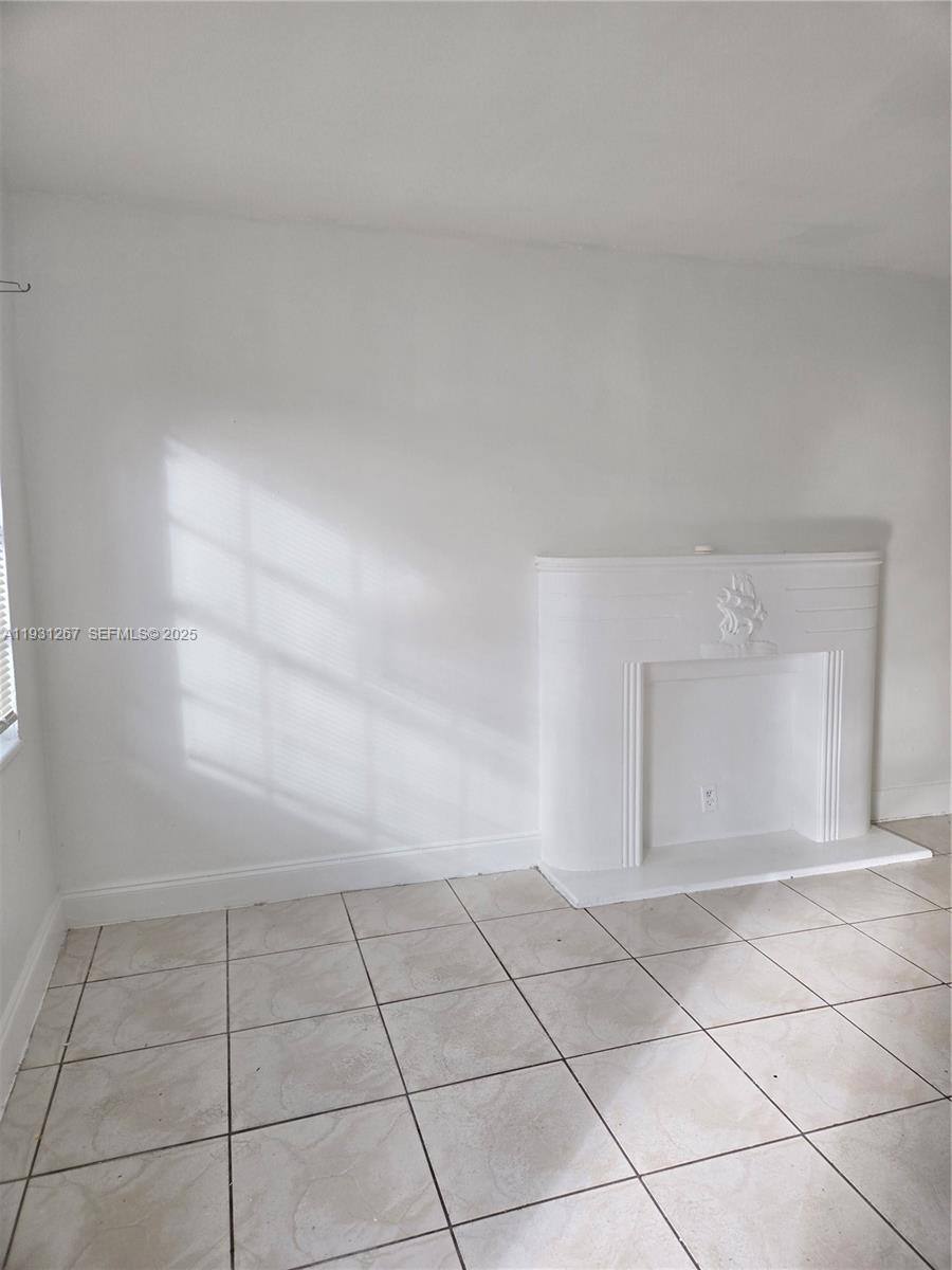 Apartment for rent at 2325 Madison St #2, Hollywood, FL 33020