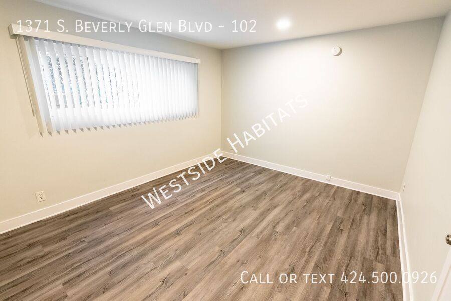 Apartment for rent at 1371 S Beverly Glen Blvd #102, Los Angeles, CA 90024