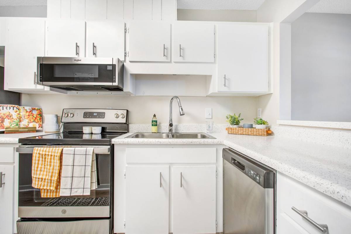 Apartment for rent at 603 N Dort St, Plant City, FL 33563
