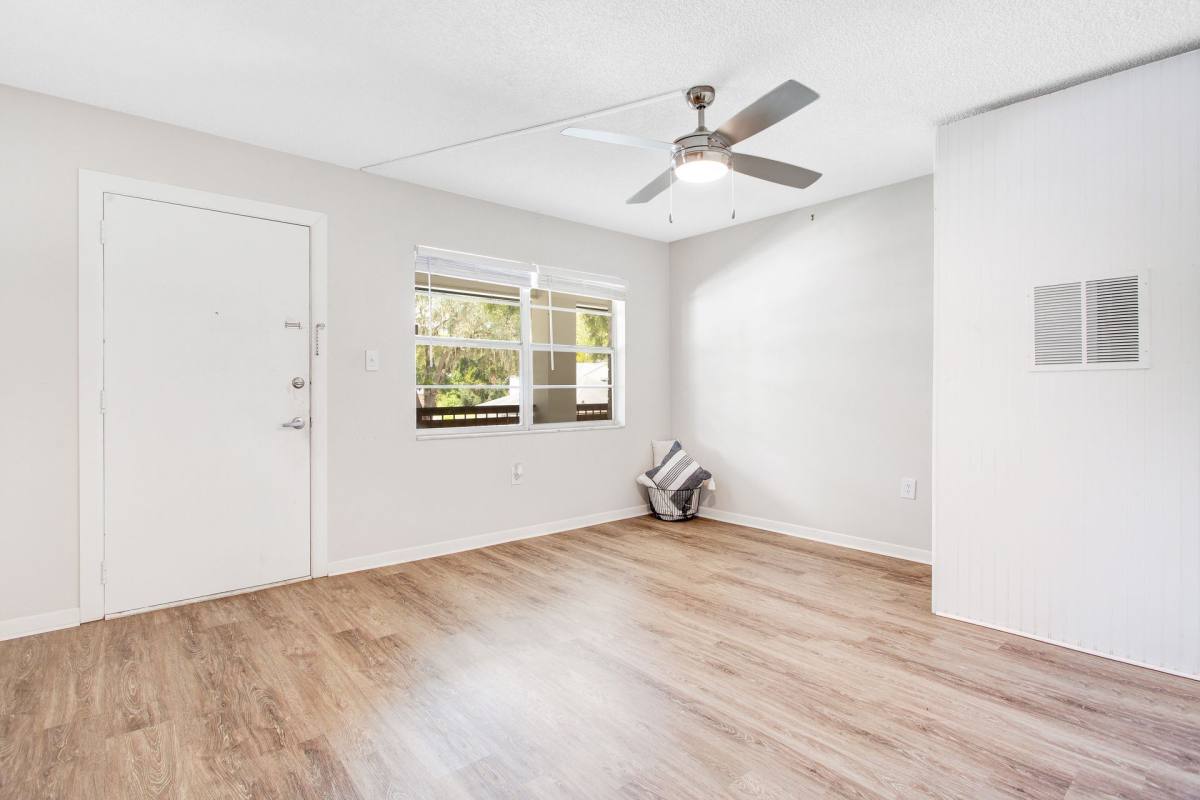 Apartment for rent at 603 N Dort St, Plant City, FL 33563