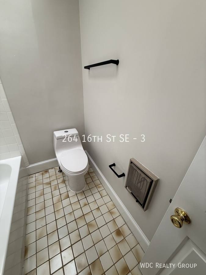 Apartment for rent at 264 16th St SE #3, Washington, DC 20003