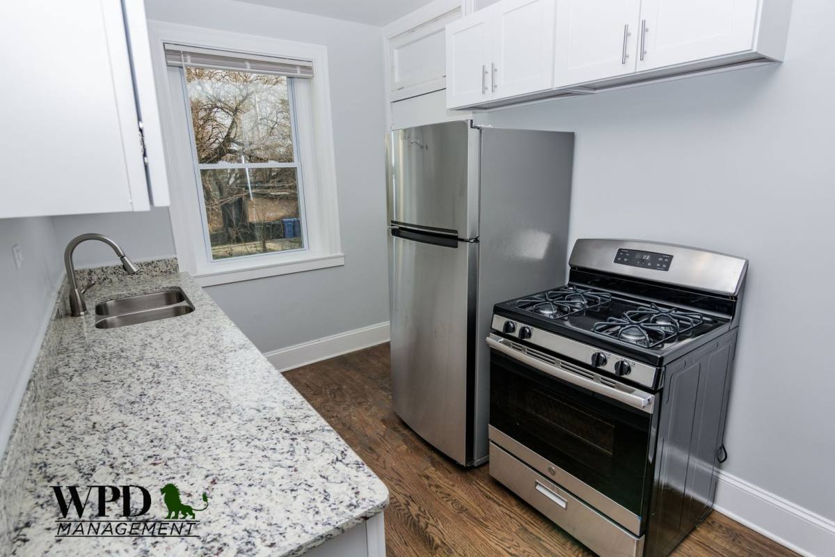 Apartment for rent at 7431 S Eggleston Ave, Chicago, IL 60621