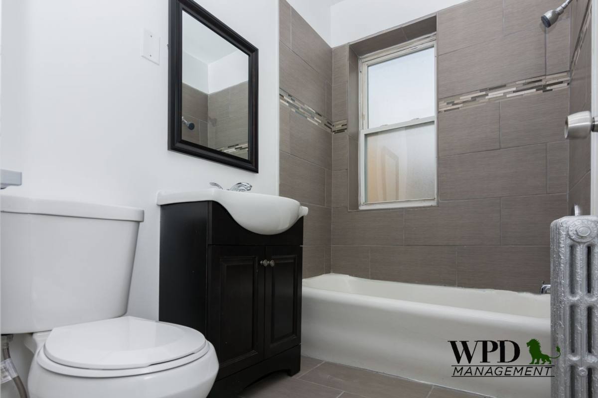 Apartment for rent at 7431 S Eggleston Ave, Chicago, IL 60621