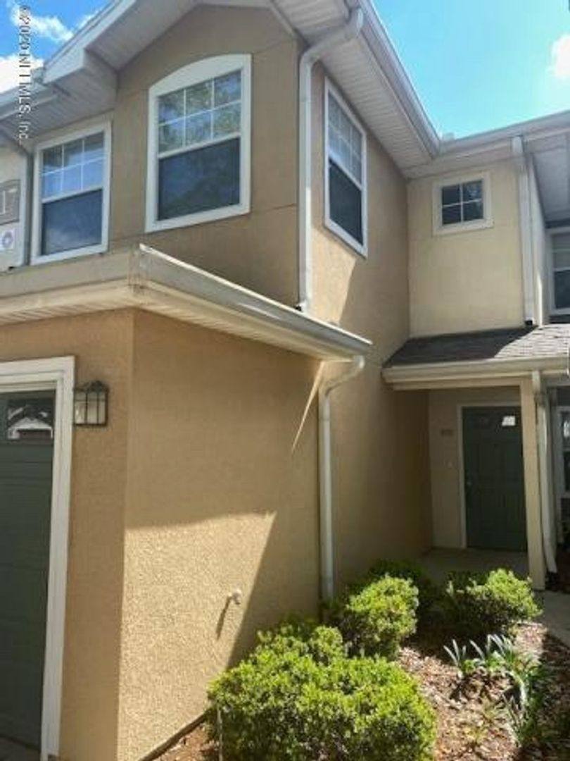 Condo for rent at 8550 Argyle Business Loop #1702, Jacksonville, FL 32244