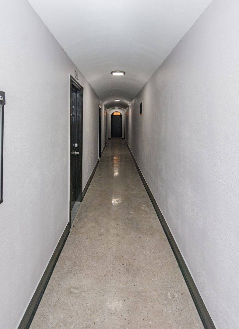 Apartment for rent at 7147 S Jeffery Blvd, Chicago, IL 60649