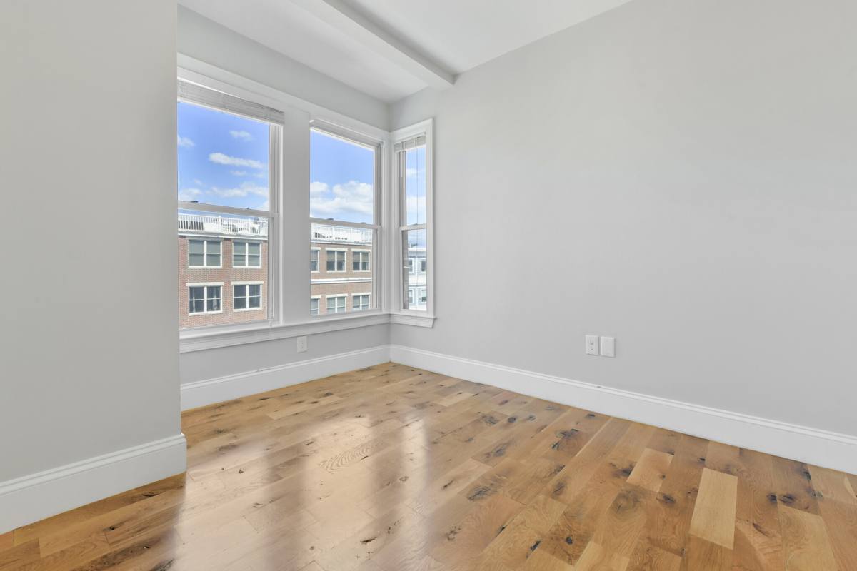 Apartment for rent at 155 Chelsea St #1, East Boston, MA 02128
