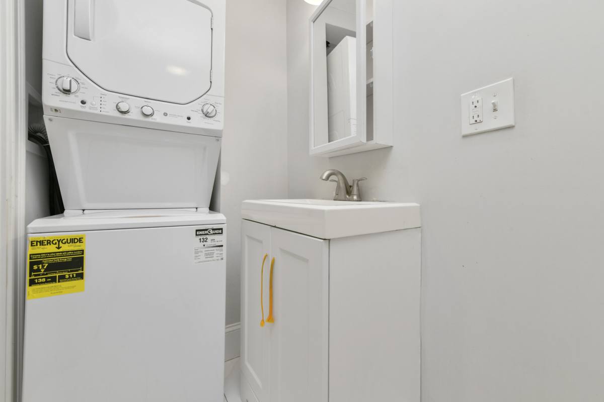 Apartment for rent at 155 Chelsea St #1, East Boston, MA 02128