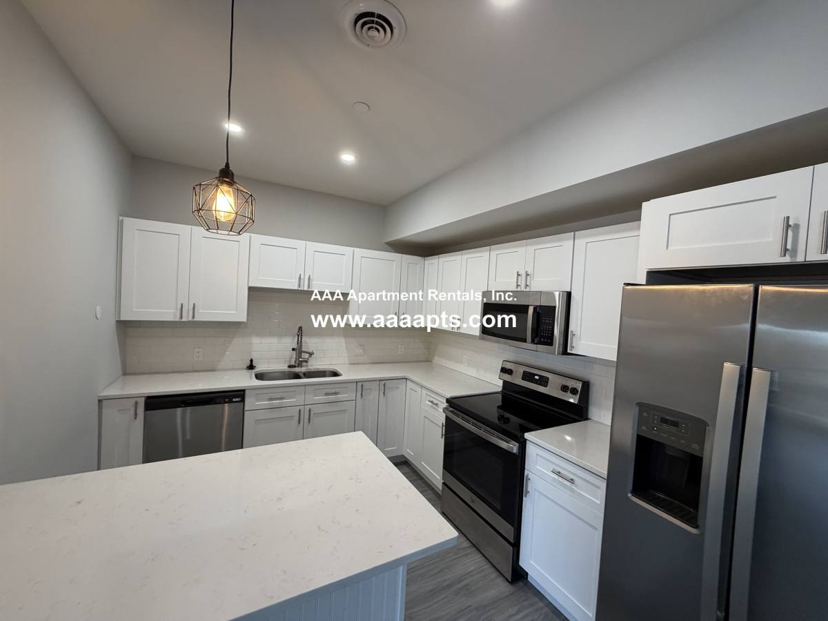 Apartment for rent at 247 Washinton Avee #34, Revere, MA 02151
