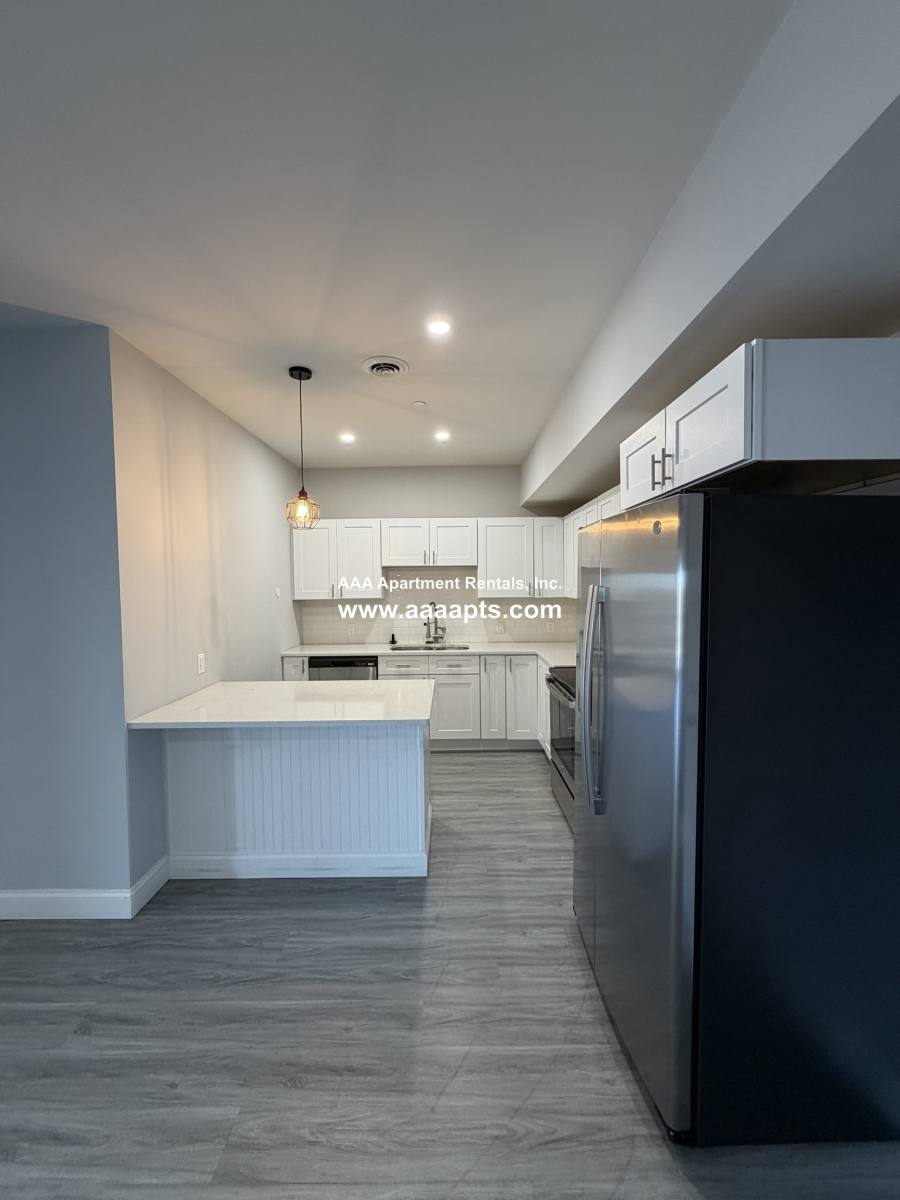 Apartment for rent at 247 Washinton Avee #34, Revere, MA 02151