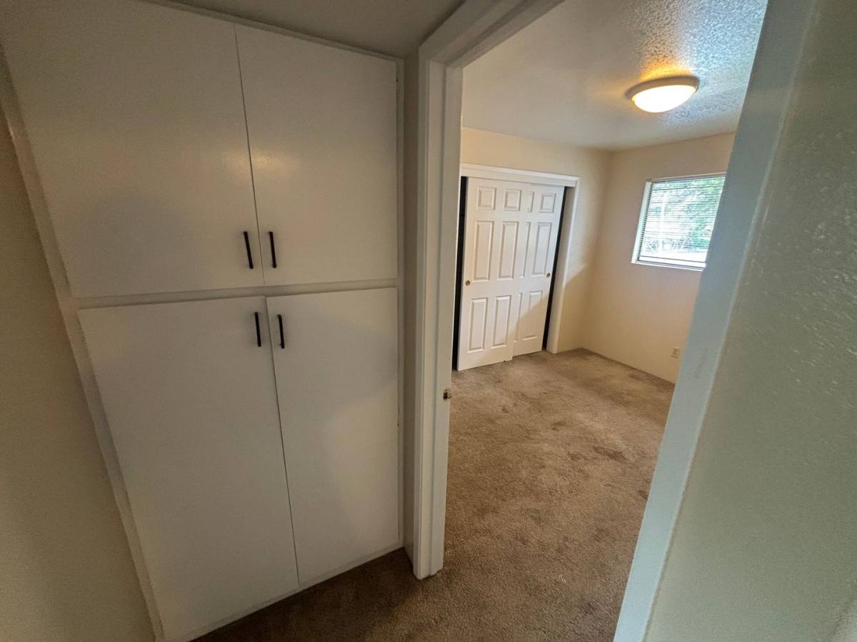 Apartment for rent at 190 Hoffman Ave, Auburn, CA 95603