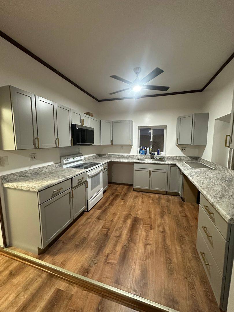 Townhouse for rent at 4114 Secor Rd, Toledo, OH 43623