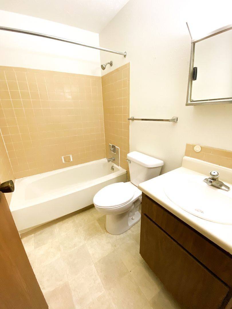 Apartment for rent at 805-811 E 10th St, Fowler, IN 47944