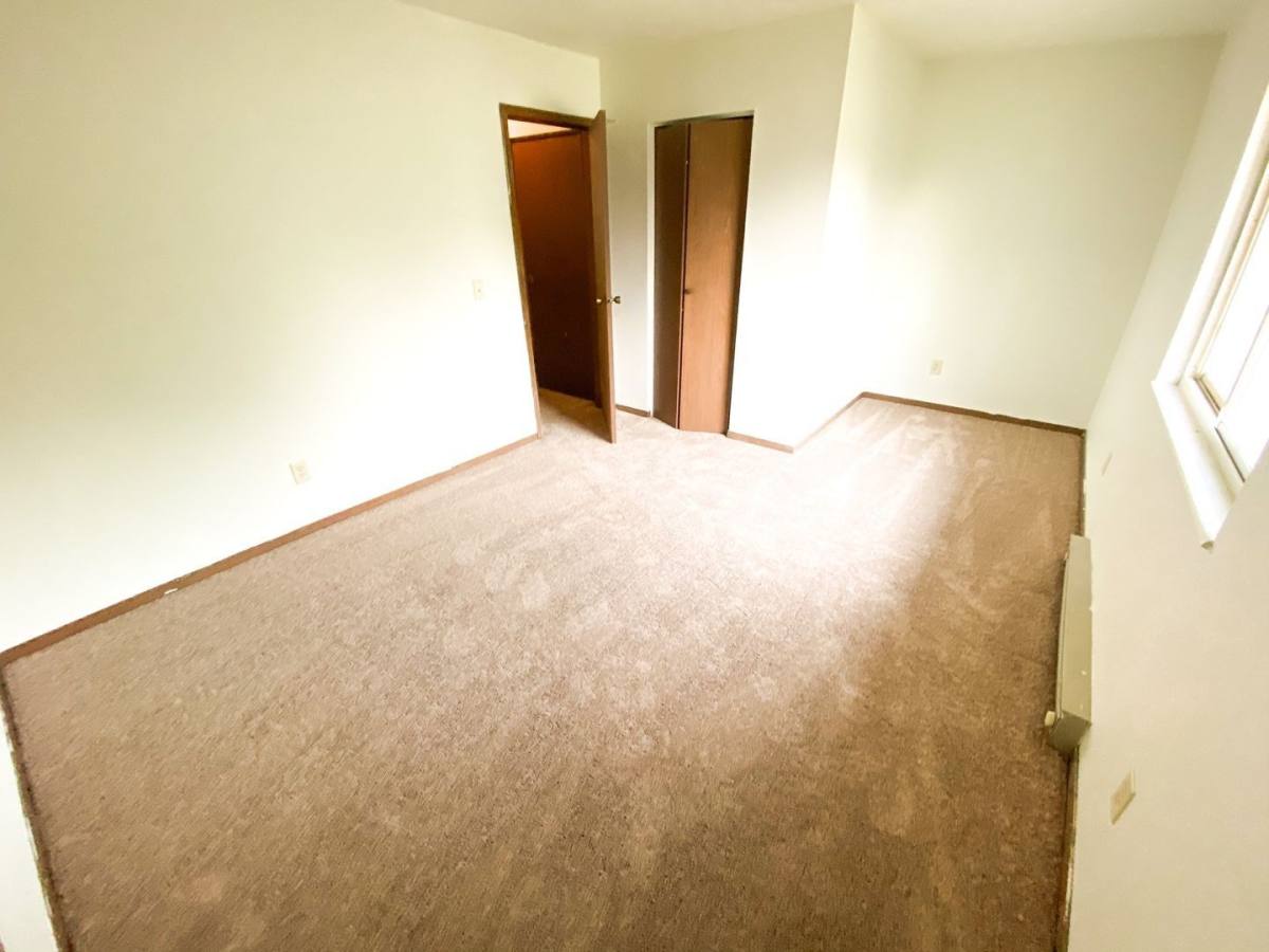 Apartment for rent at 805-811 E 10th St, Fowler, IN 47944