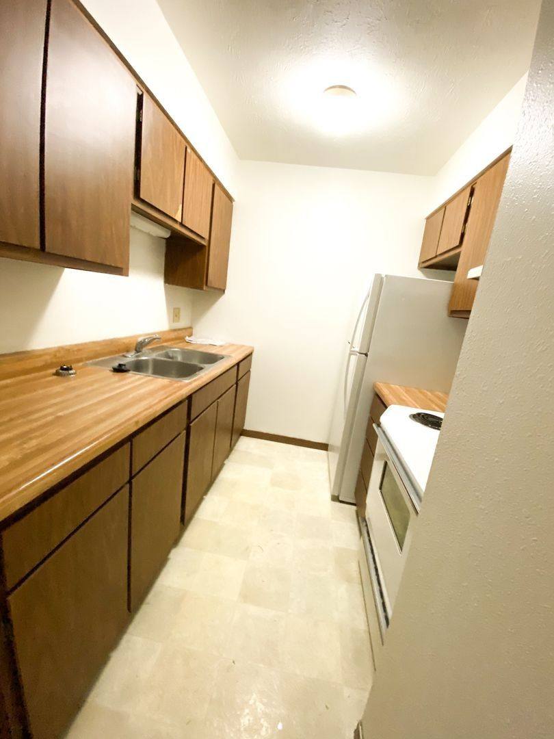 Apartment for rent at 805-811 E 10th St, Fowler, IN 47944