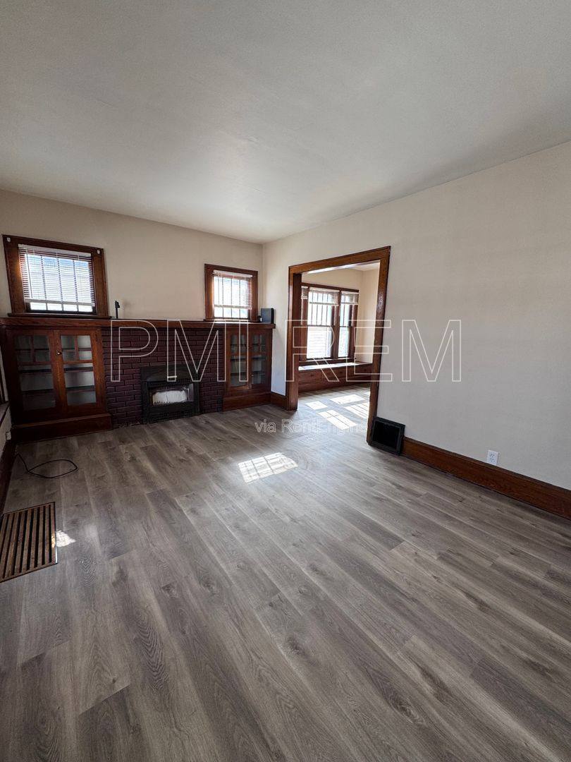 House for rent at 1023 Harrison Ave SW, Canton, OH 44706