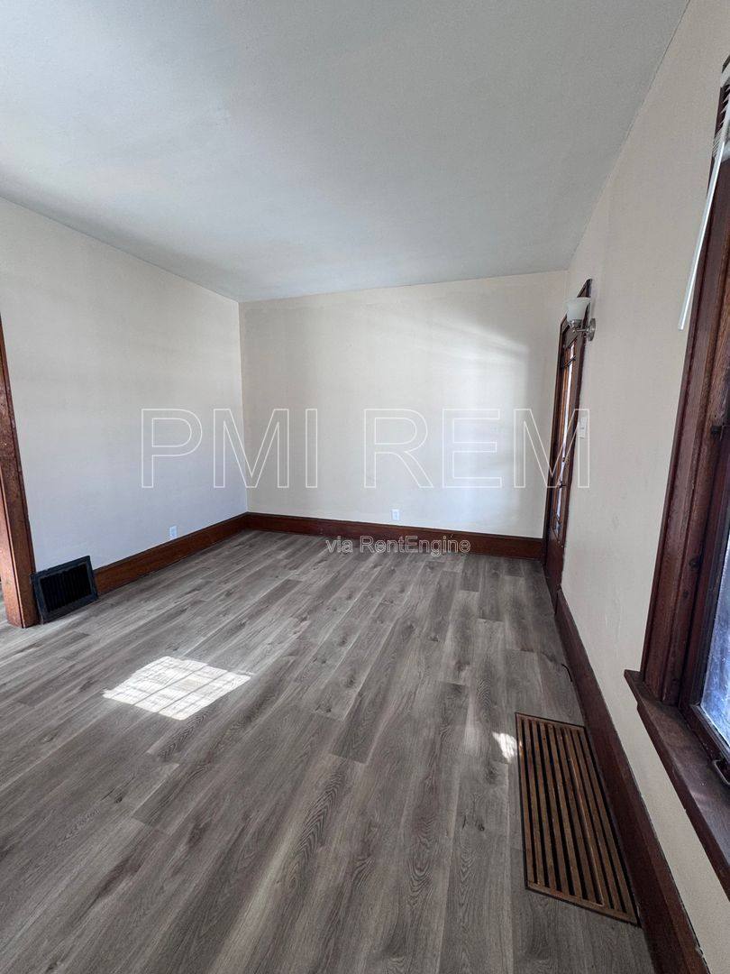 House for rent at 1023 Harrison Ave SW, Canton, OH 44706