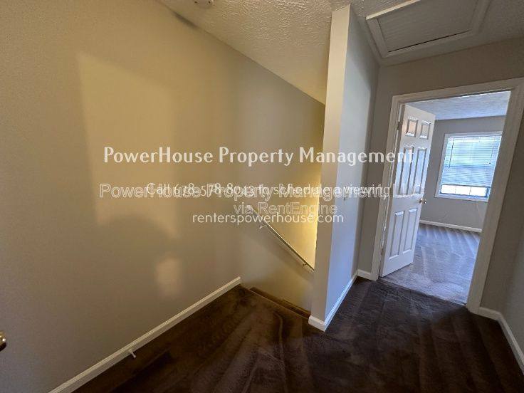 Townhouse for rent at 502 Oakwood Court, Woodstock, GA 30188