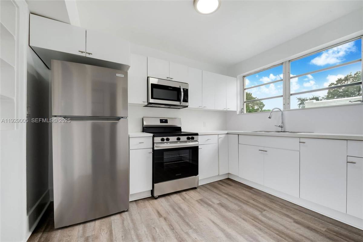 Apartment for rent at 1736 SW 9th St, Miami, FL 33135