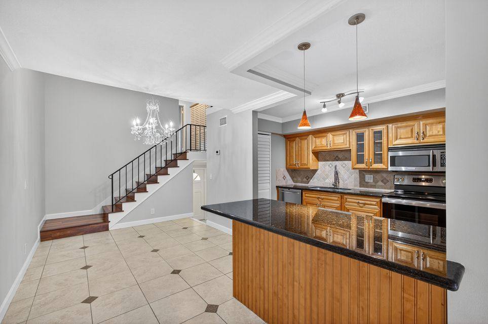 Townhouse for rent at 382 Golfview Rd #C, North Palm Beach, FL 33408