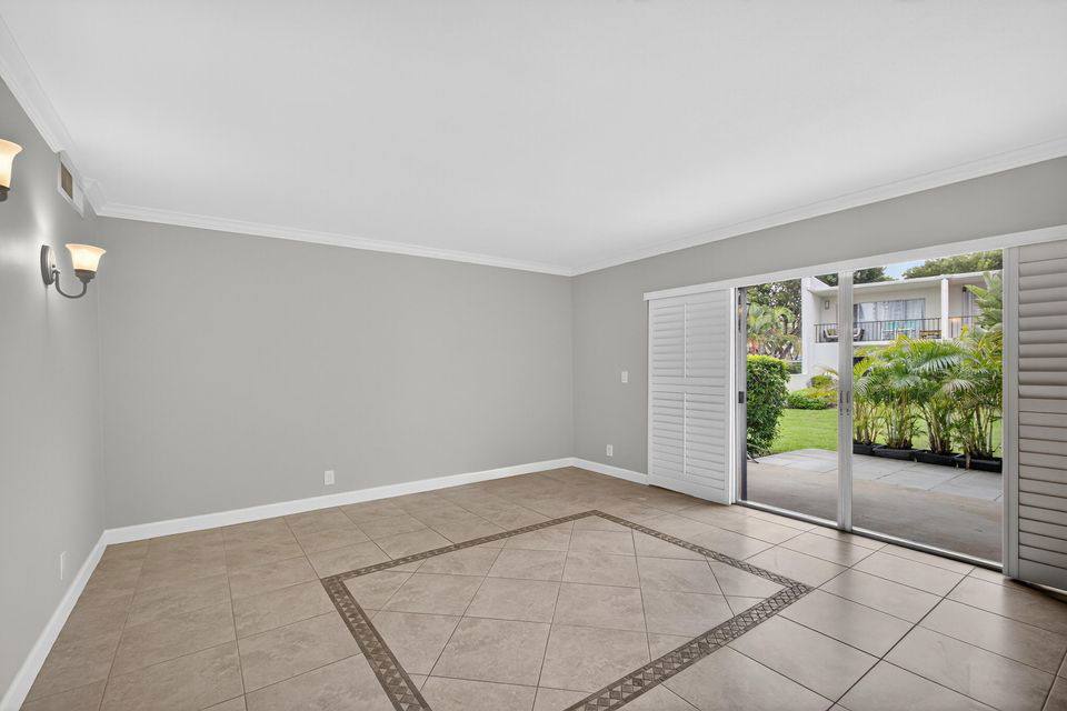 Townhouse for rent at 382 Golfview Rd #C, North Palm Beach, FL 33408