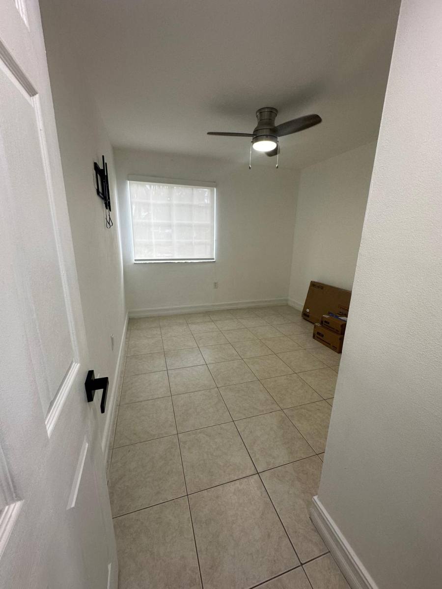 Condo for rent at 9725 Fontainebleau Blvd, Miami, FL 33172