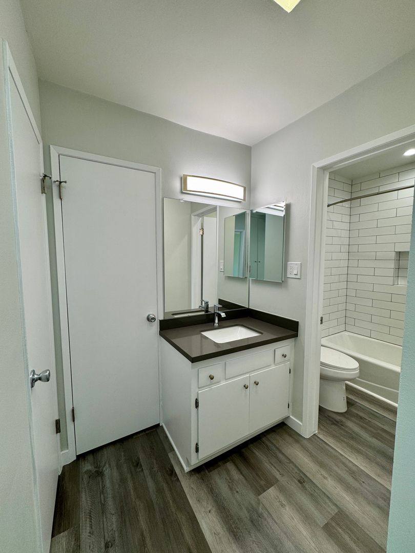 Apartment for rent at 1861 N Van Ness Ave, Los Angeles, CA 90028