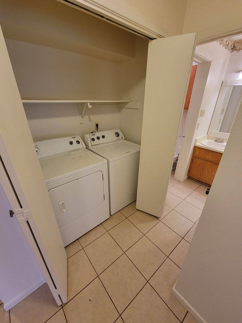 House for rent at 605 Navarro Dr, College Station, TX 77845
