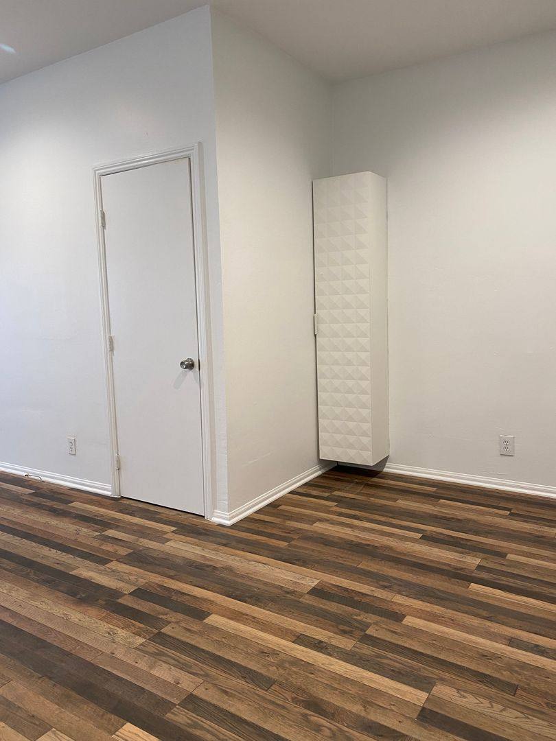 Apartment for rent at 2625 - 2627 1 2 Wellington Rd, Los Angeles, CA 90016