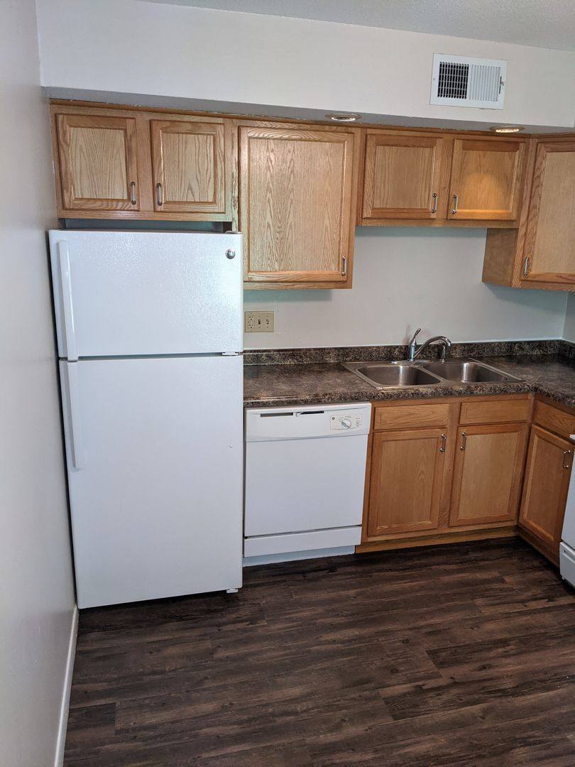 Apartment for rent at 407 W White St, Champaign, IL 61820