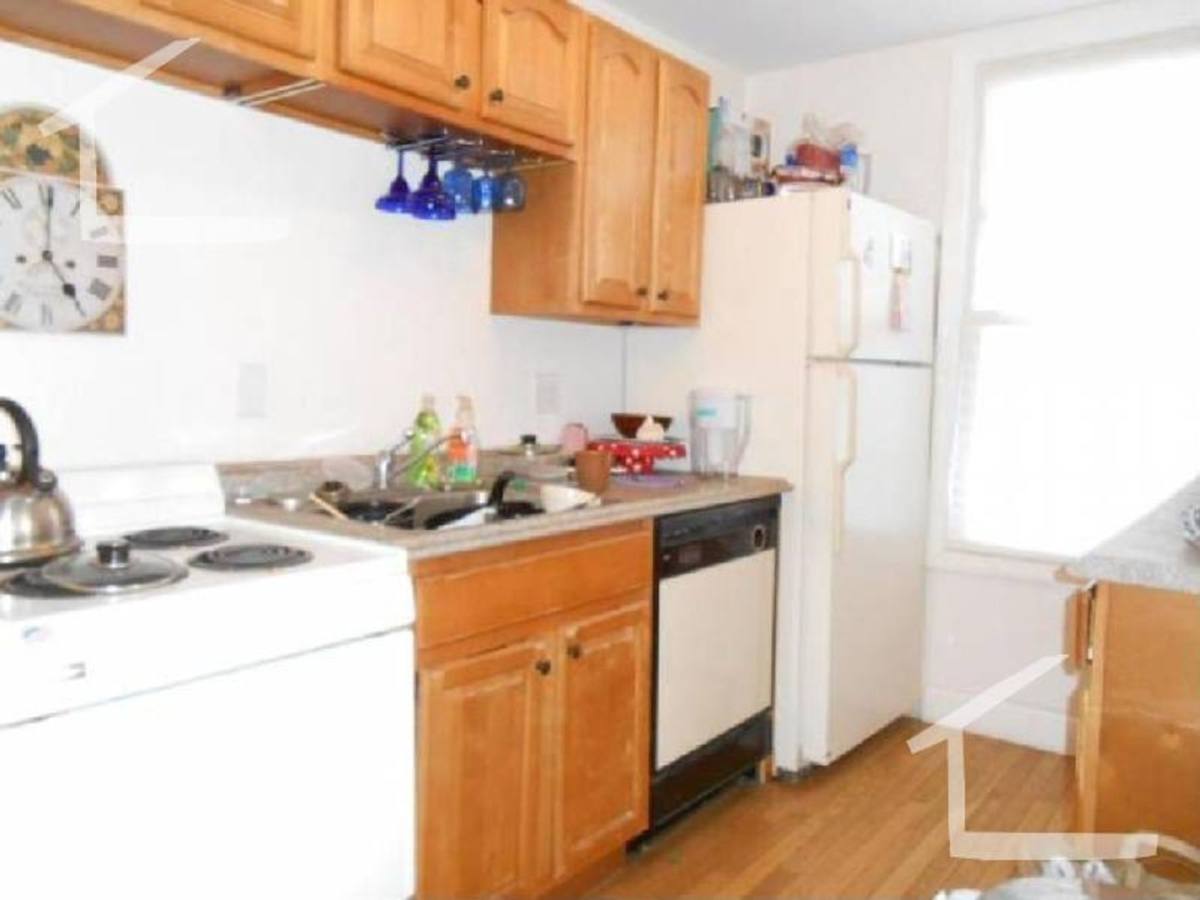 Apartment for rent at 219 Freeman St #A1, Brookline, MA 02446
