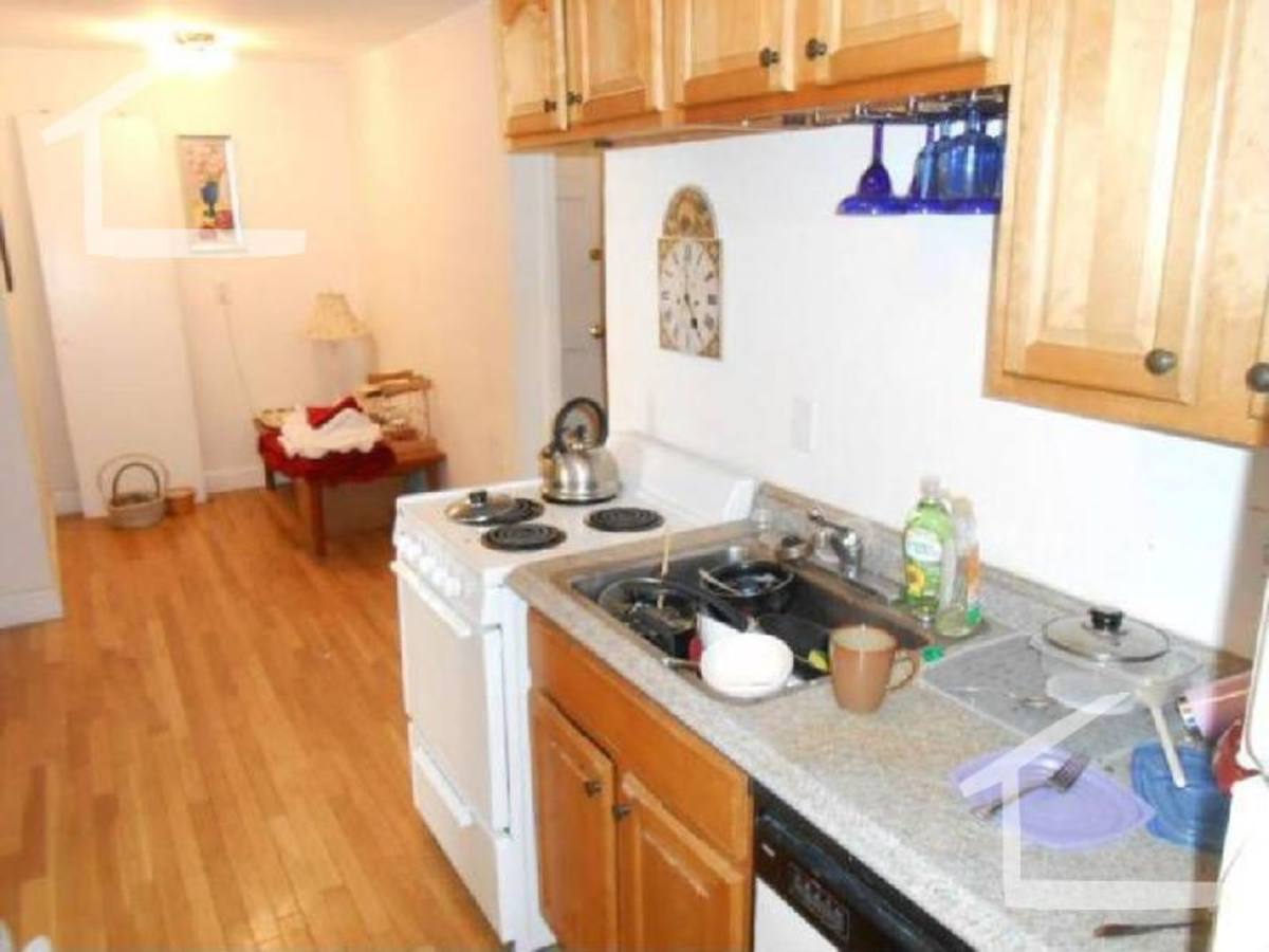 Apartment for rent at 219 Freeman St #A1, Brookline, MA 02446