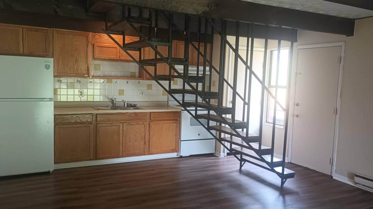 Apartment for rent at 1235 Nadine Dr, Heath, OH 43056
