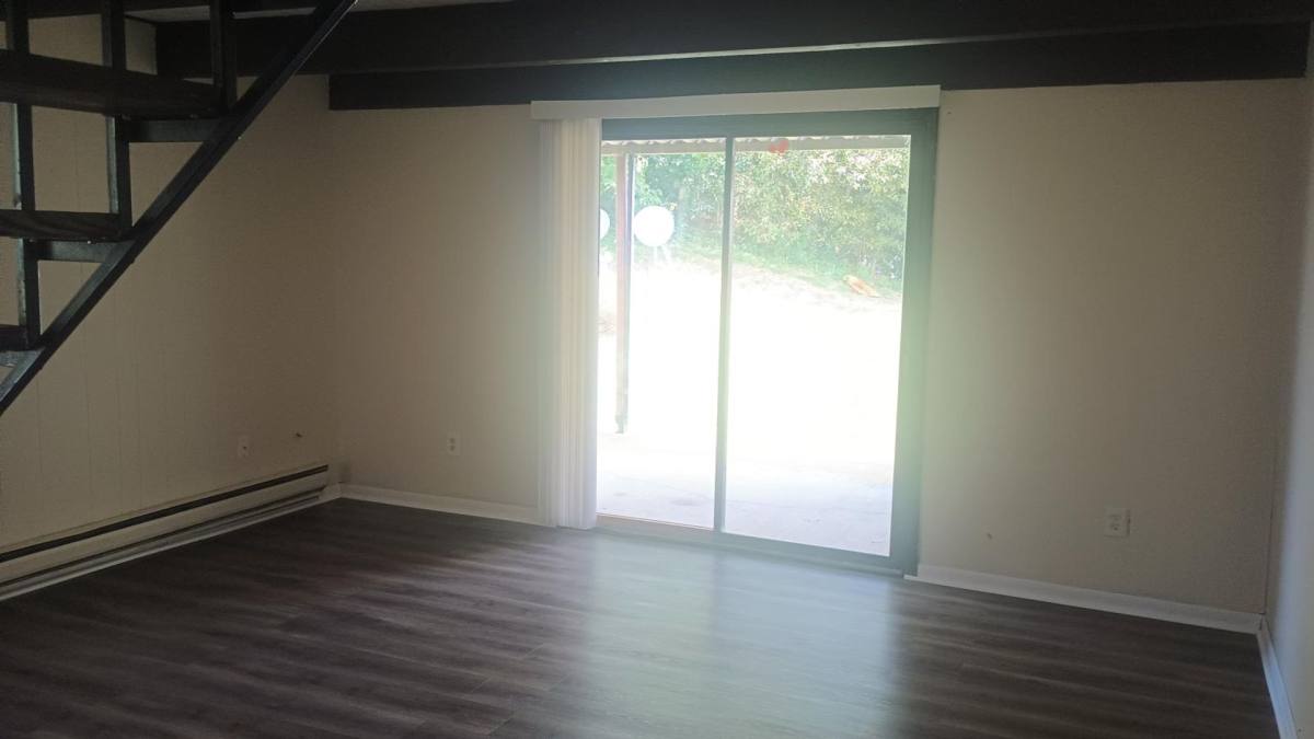 Apartment for rent at 1235 Nadine Dr, Heath, OH 43056