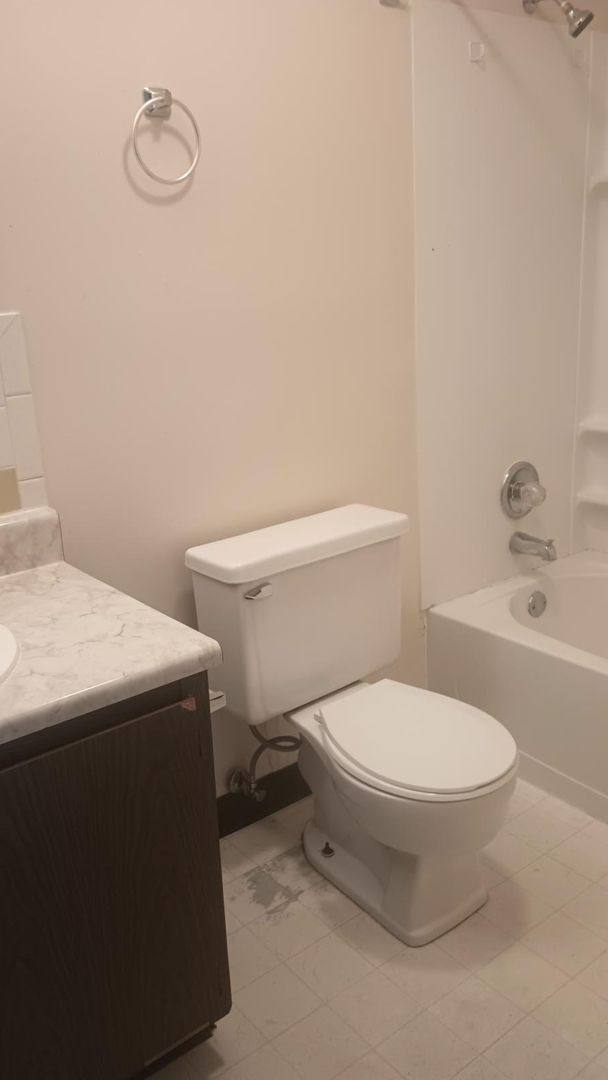Apartment for rent at 1235 Nadine Dr, Heath, OH 43056