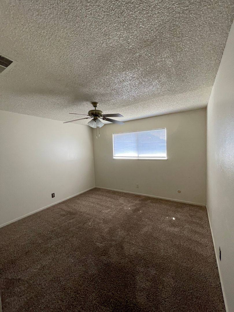 Apartment for rent at 291 W Alexander Ave, Merced, CA 95348