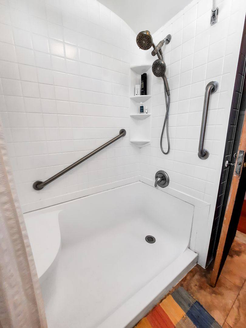 Apartment for rent at 214 Sudbrook Lane, Pikesville, MD 21208