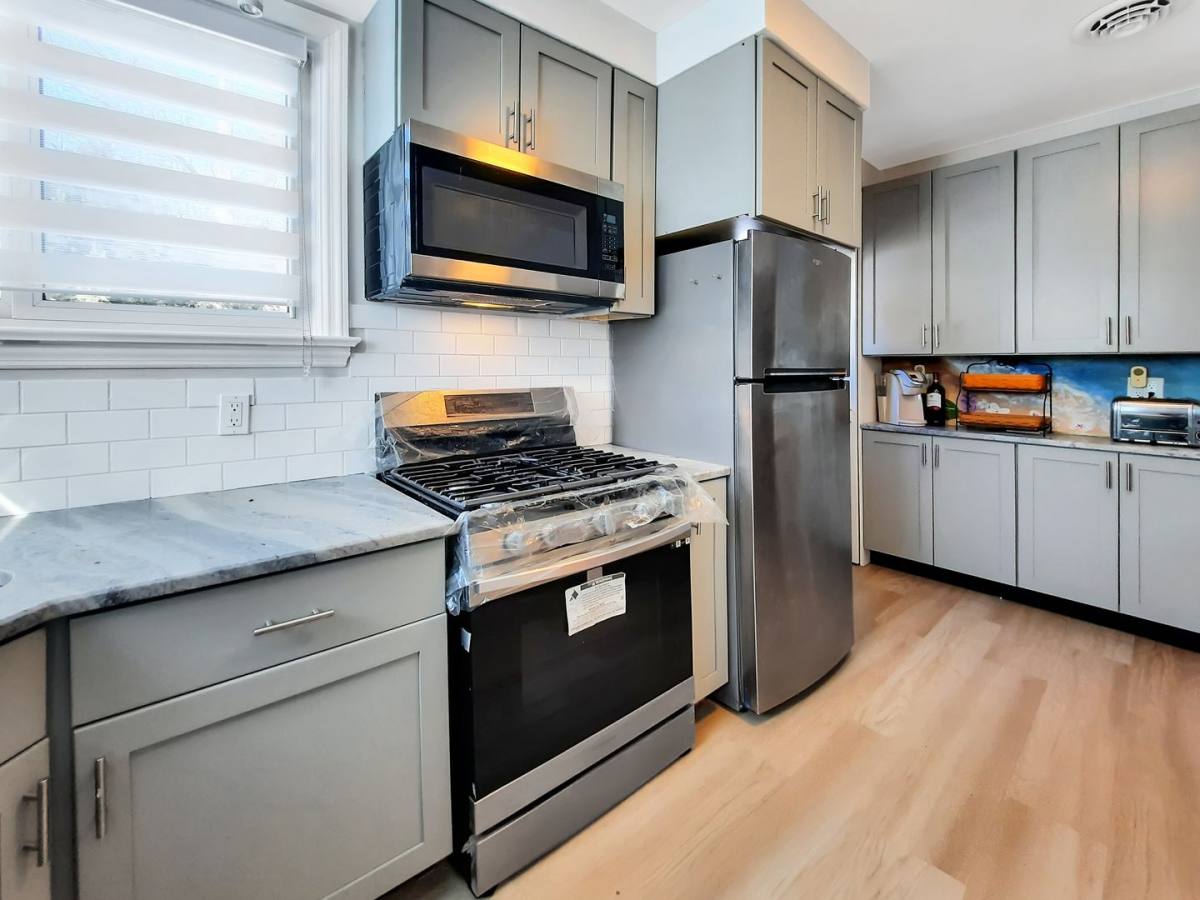 Apartment for rent at 214 Sudbrook Lane, Pikesville, MD 21208