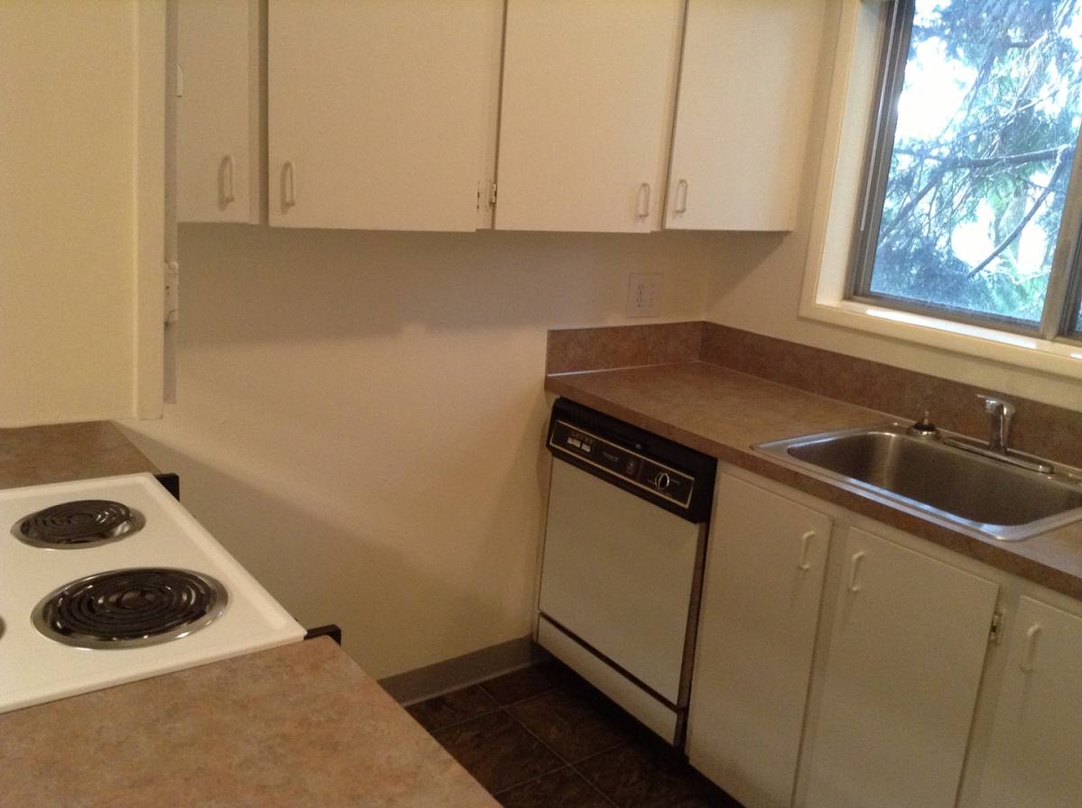 Apartment for rent at 4041 SE Gladstone St, Portland, OR 97202